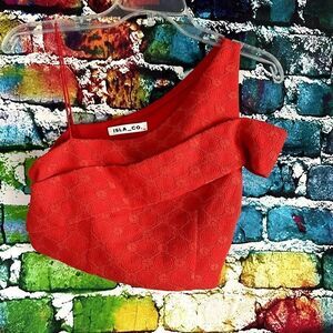 Isla_Co Red Cold Shoulder Spaghetti Strap Cropped Shirt Top Blouse XS